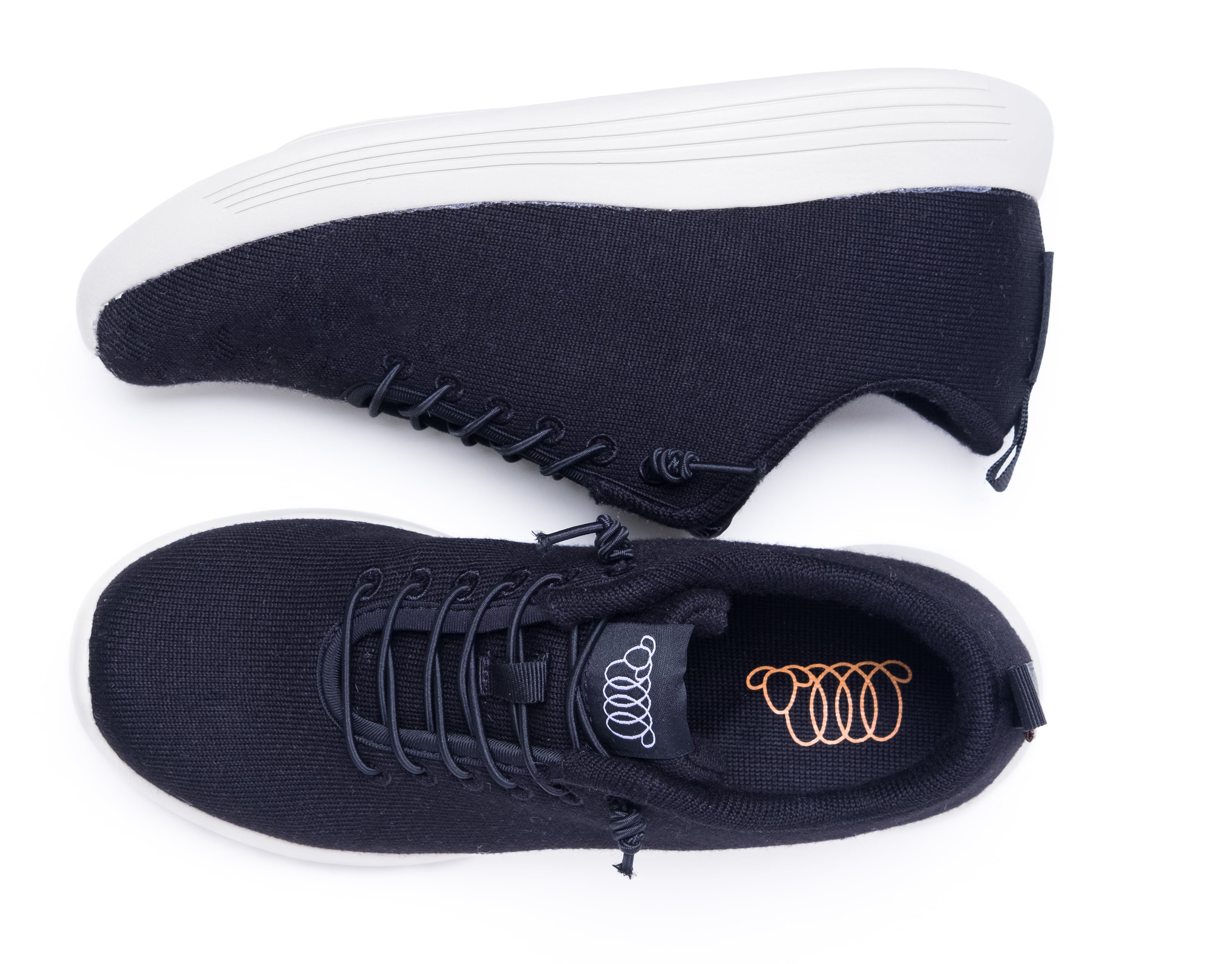 Cheviot-black-pair